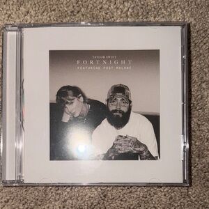 Taylor Swift Fortnight CD